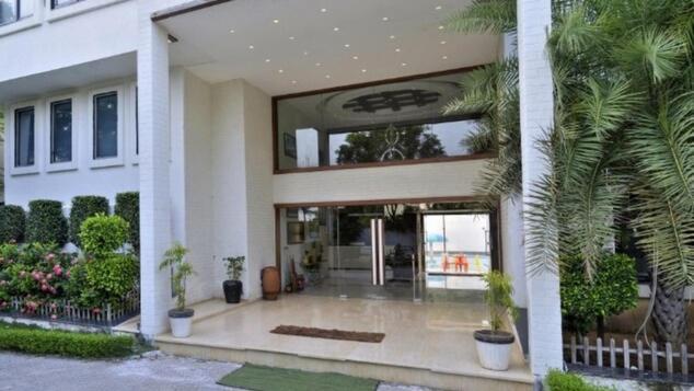 Om Sanctuary Resort By Pinks Hospitality Rupāwati 외부 사진